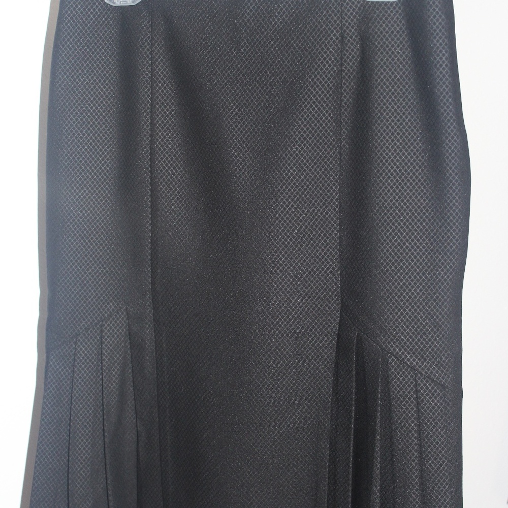 Bebe Skirt